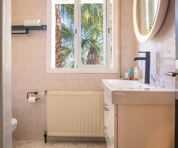 מלון Malaga Hills Boutique Wellness And Hikers Eco-Hotel Adults Only Cómpeta